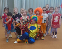 ДЕНЬ СМЕХА В ДЕТСКОМ САДУ! ДЕНЬ СМЕХА В ДЕТСКОМ САДУ!.