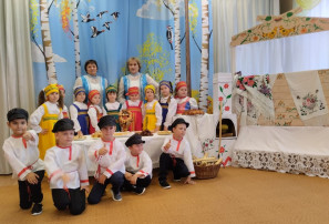 "Осенние Посиделки" в группе "Звездочки" "Осенние Посиделки" в группе "Звездочки".