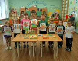Международный день художника в разновозрастной группе "Непоседы" Международный день художника в разновозрастной группе "Непоседы".
